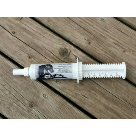 Přírodní aktivní rostlinné uhlí pro koně 60 ml Přírodní aktivní rostlinné uhlí pro koně 60 ml